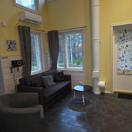 Kuukkeli Paritalossa Prázdninový dům