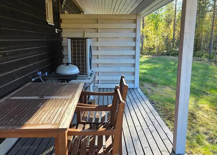 Kuukkeli Paritalossa Tatil Evi