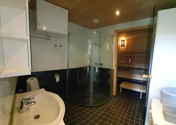 Kuukkeli Paritalossa Tatil Evi *