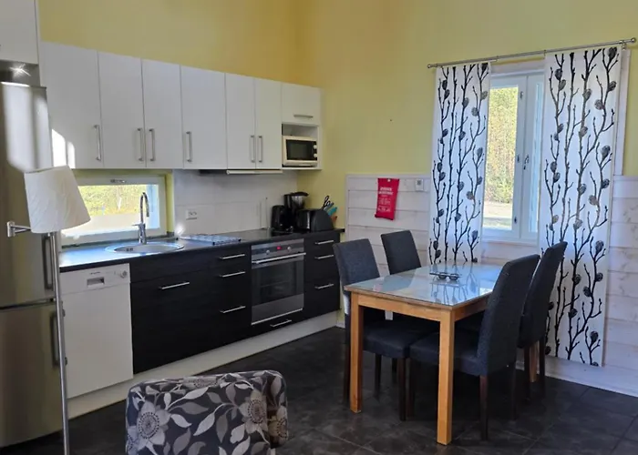 Tatil Evi Kuukkeli Paritalossa *